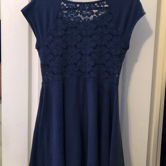 Hollister Knit and Lace Dress size Large - Picture 2 of 3
